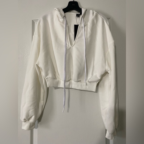 Shein Hooded Crop Top Black/White - Picture 1 of 5